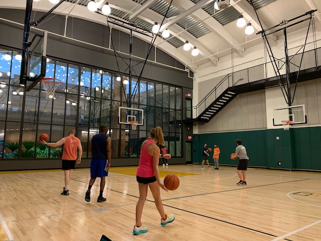 basketball-night-at-collective-basketball-court